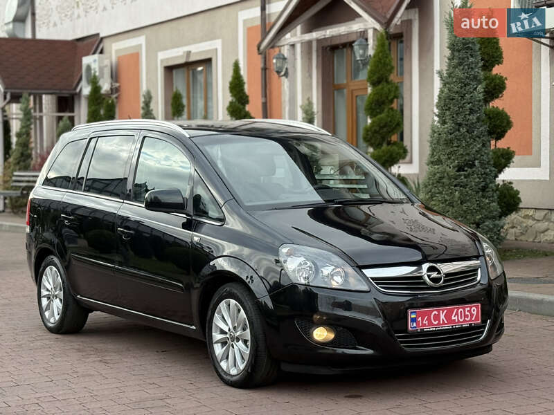 Минивэн Opel Zafira 2014 в Стрые