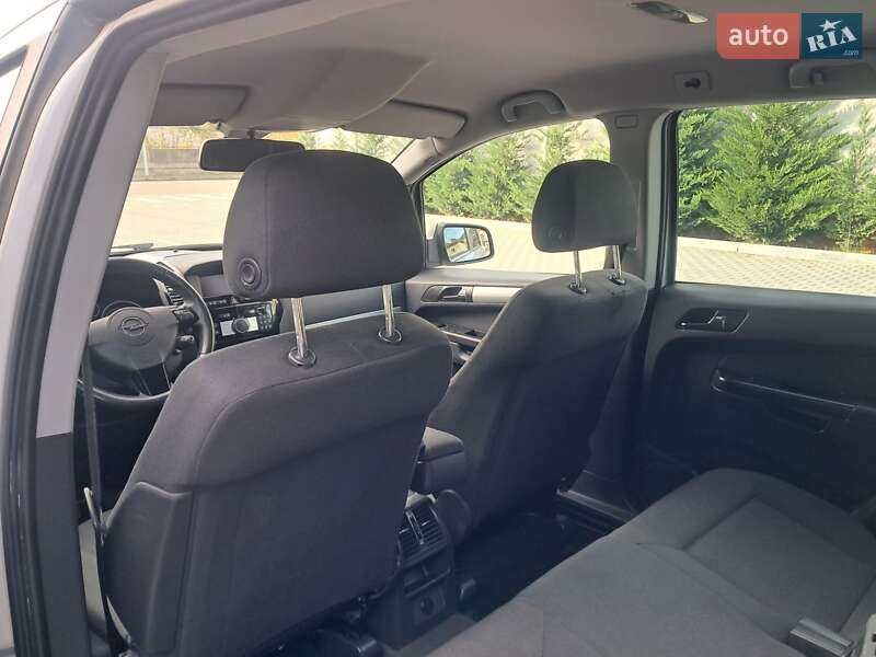 Минивэн Opel Zafira 2012 в Могилев-Подольске фото 67 Минивэн Opel Zafira 2012 в Могилев-Подольске