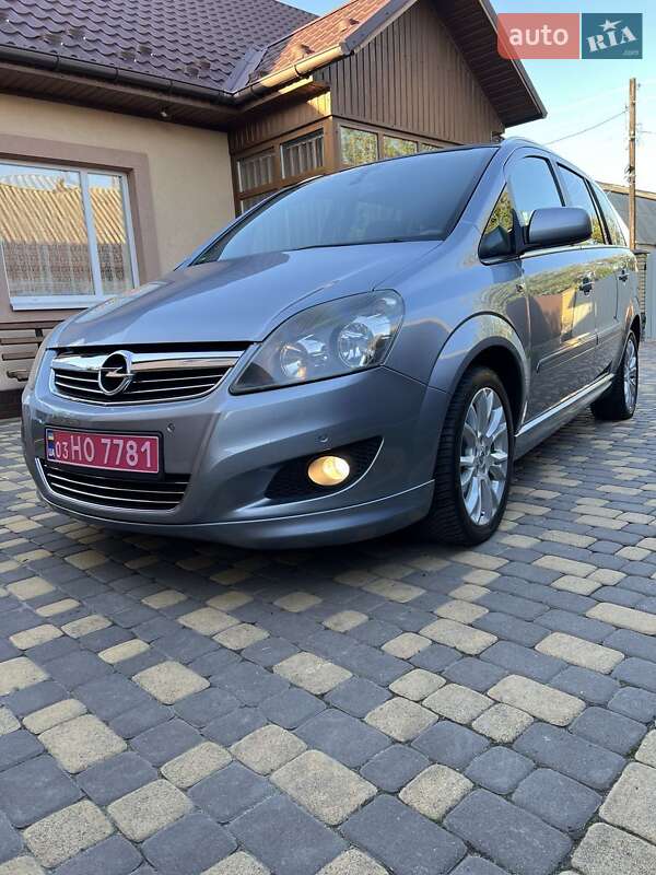 Мінівен Opel Zafira 2010 в Луцьку фото 5 Мінівен Opel Zafira 2010 в Луцьку