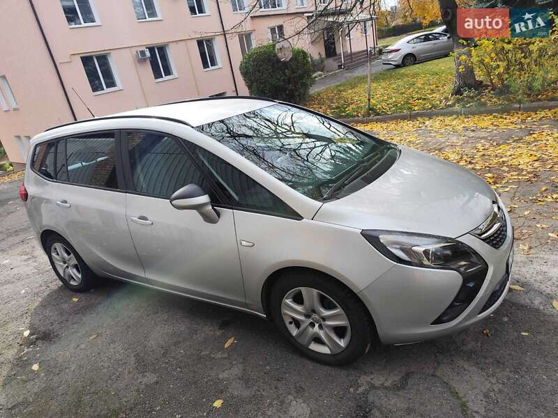 Микровэн Opel Zafira 2013 в Луцке