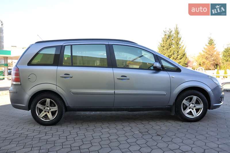 Мінівен Opel Zafira 2006 в Львові