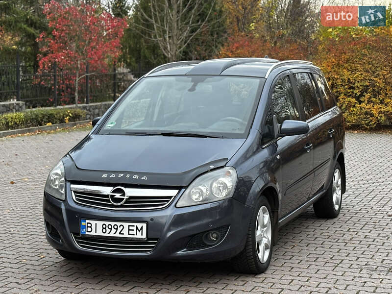 Минивэн Opel Zafira 2008 в Миргороде фото 2 Минивэн Opel Zafira 2008 в Миргороде