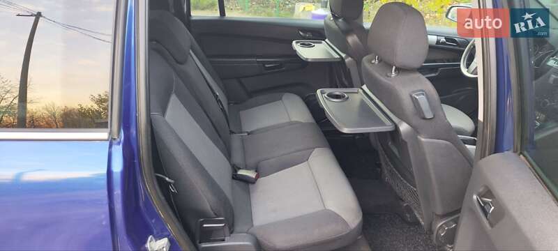 Минивэн Opel Zafira 2005 в Новоукраинке фото 4 Минивэн Opel Zafira 2005 в Новоукраинке