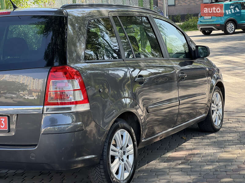 Минивэн Opel Zafira 2012 в Львове фото 27 Минивэн Opel Zafira 2012 в Львове
