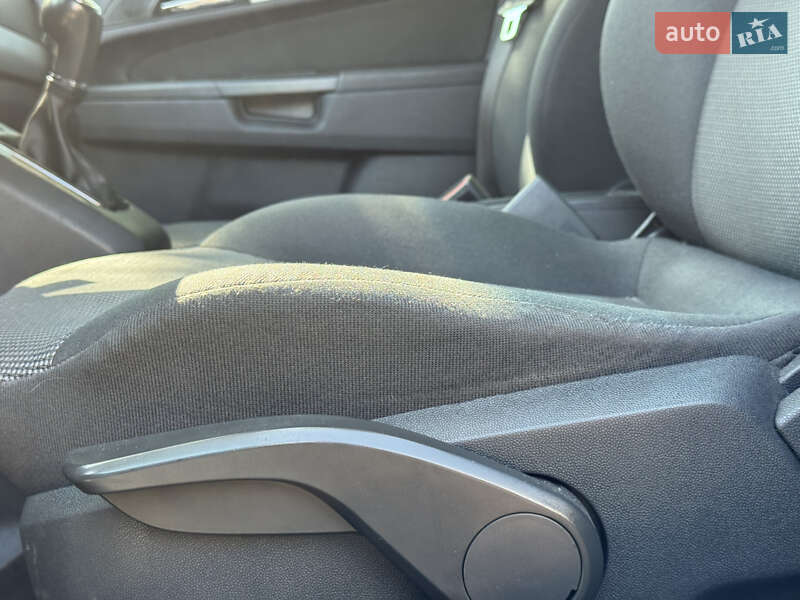 Минивэн Opel Zafira 2012 в Львове фото 33 Минивэн Opel Zafira 2012 в Львове