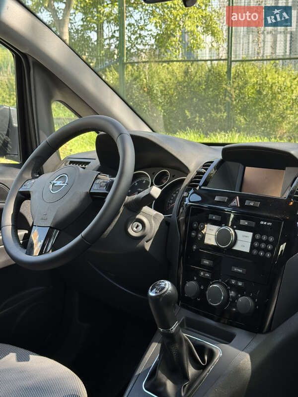 Минивэн Opel Zafira 2012 в Львове фото 44 Минивэн Opel Zafira 2012 в Львове