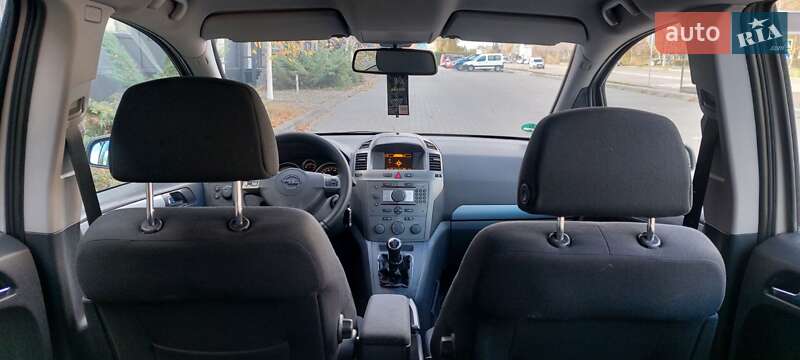Минивэн Opel Zafira 2007 в Белой Церкви