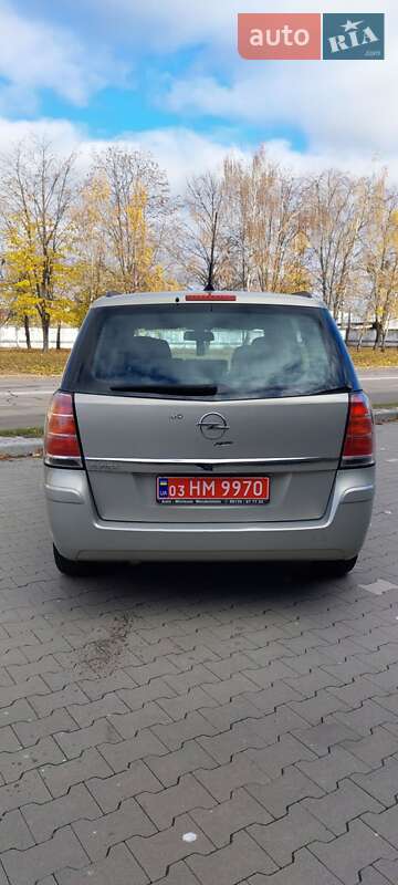 Минивэн Opel Zafira 2007 в Белой Церкви