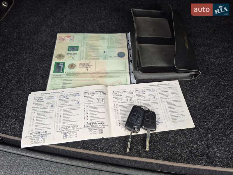 Минивэн Opel Zafira 2010 в Хороле фото 39 Минивэн Opel Zafira 2010 в Хороле