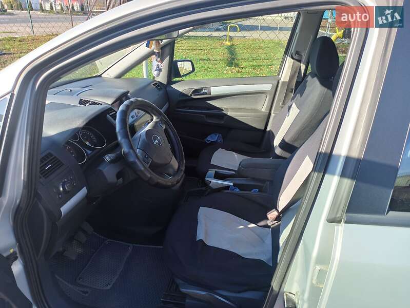 Мінівен Opel Zafira 2005 в Умані фото 6 Мінівен Opel Zafira 2005 в Умані