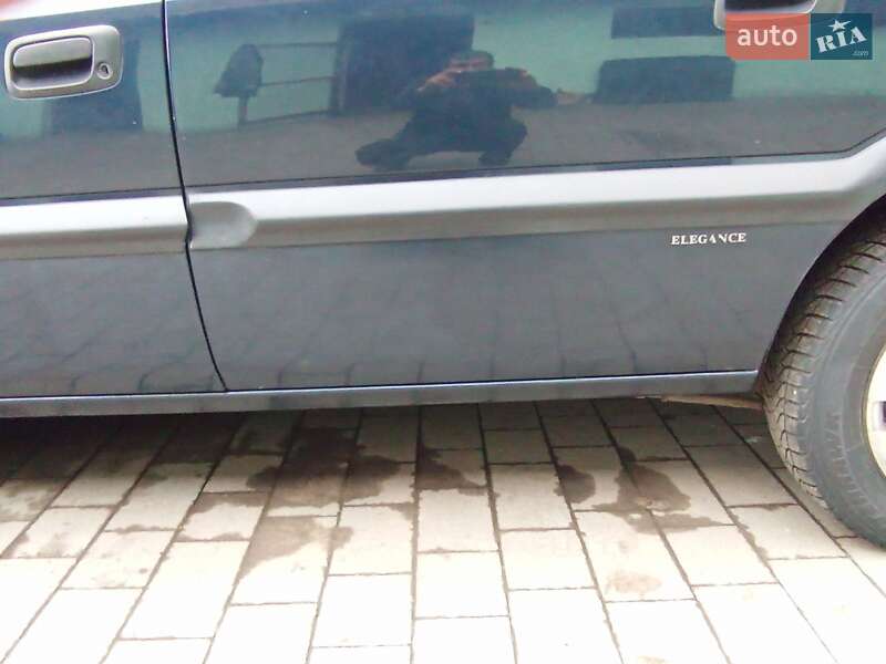 Минивэн Opel Zafira 2002 в Дубно