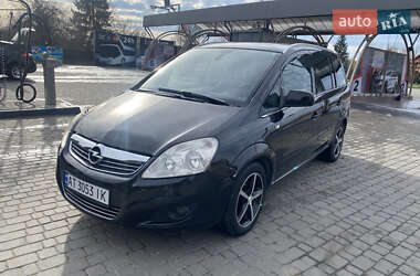 Минивэн Opel Zafira 2010 в Ивано-Франковске