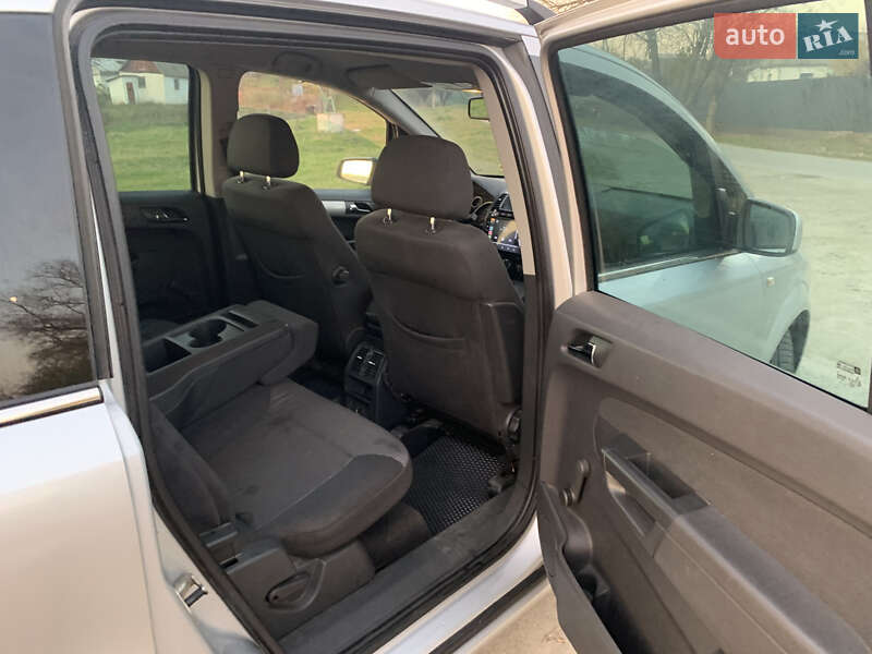 Минивэн Opel Zafira 2011 в Киеве фото 13 Минивэн Opel Zafira 2011 в Киеве