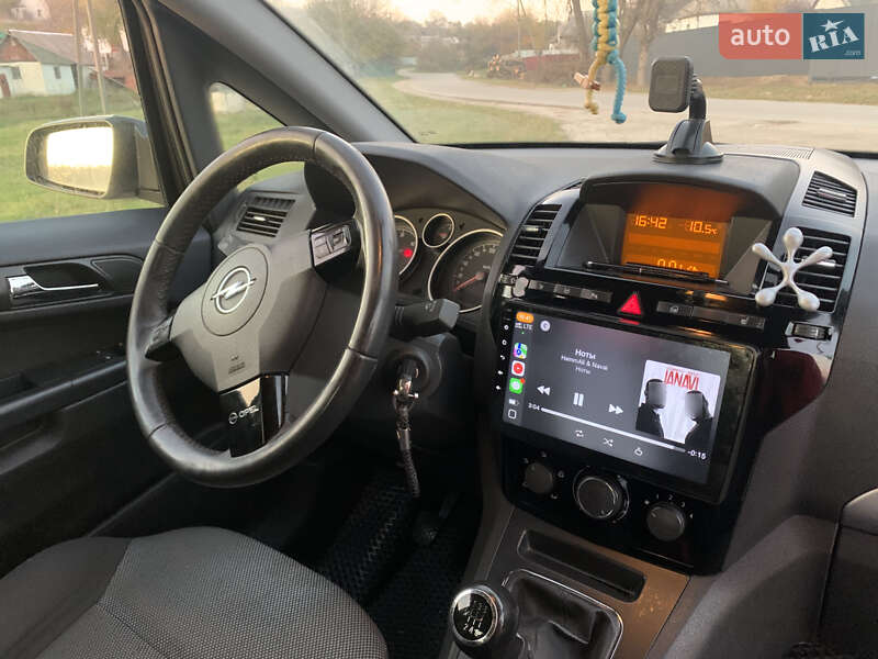 Минивэн Opel Zafira 2011 в Киеве фото 15 Минивэн Opel Zafira 2011 в Киеве