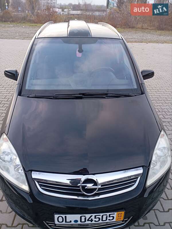 Мінівен Opel Zafira 2008 в Кам'янець-Подільському