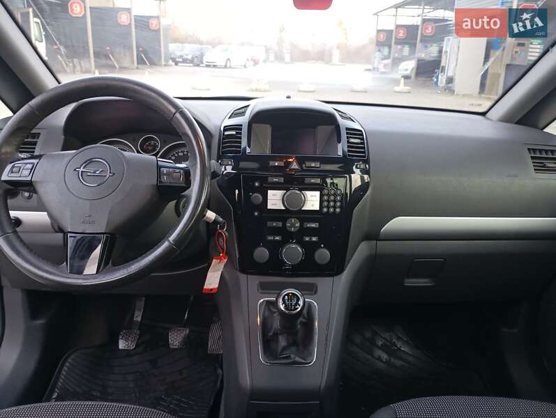 Мінівен Opel Zafira 2008 в Кам'янець-Подільському