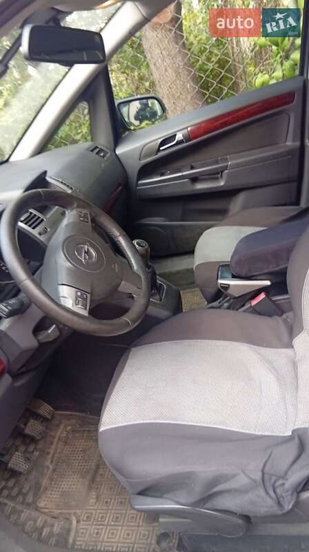 Минивэн Opel Zafira 2006 в Львове фото 3 Минивэн Opel Zafira 2006 в Львове