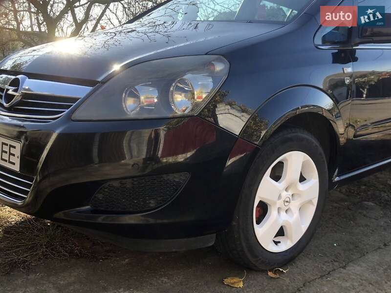 Минивэн Opel Zafira 2011 в Вознесенске фото 2 Минивэн Opel Zafira 2011 в Вознесенске