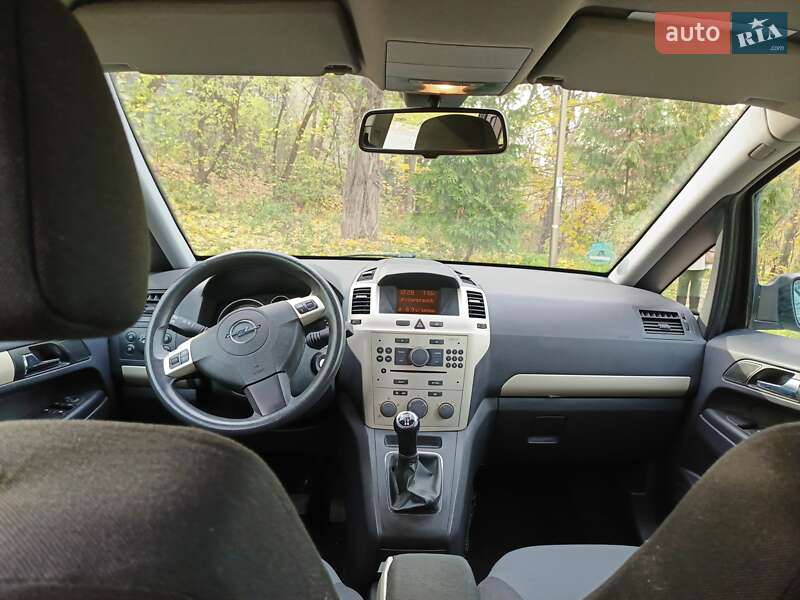 Мінівен Opel Zafira 2009 в Києві фото 22 Мінівен Opel Zafira 2009 в Києві