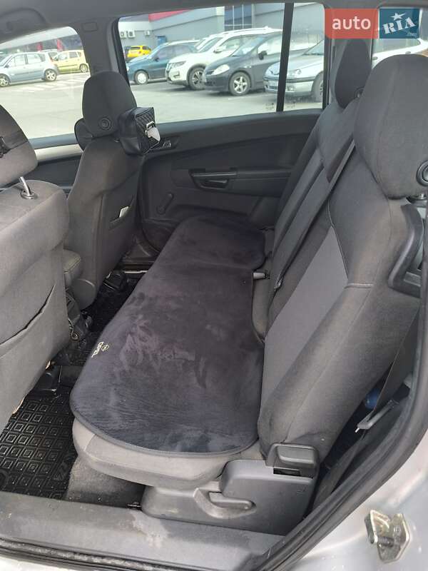 Минивэн Opel Zafira 2008 в Харькове фото 7 Минивэн Opel Zafira 2008 в Харькове