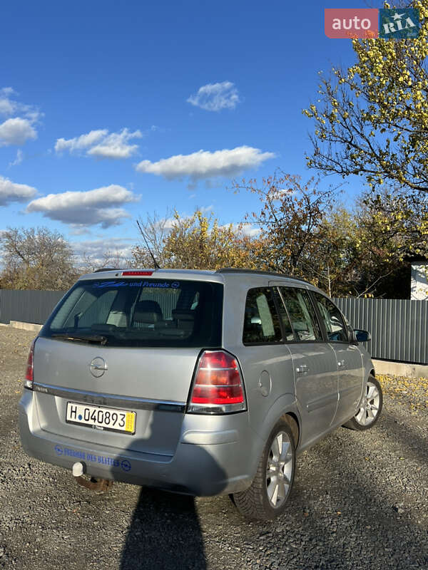 Минивэн Opel Zafira 2008 в Смеле фото 10 Минивэн Opel Zafira 2008 в Смеле