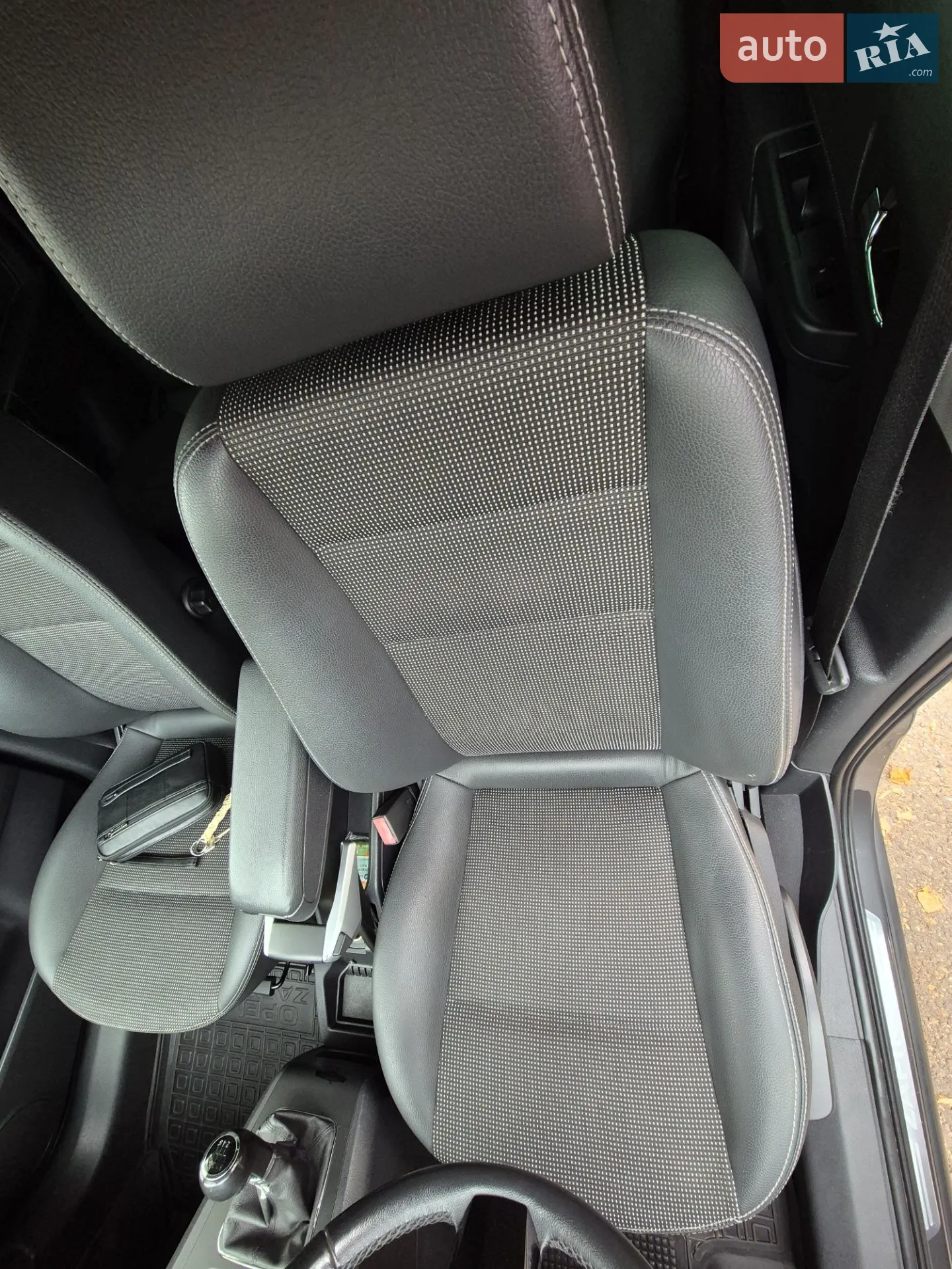 2011 Opel Zafira - мініатюра 21