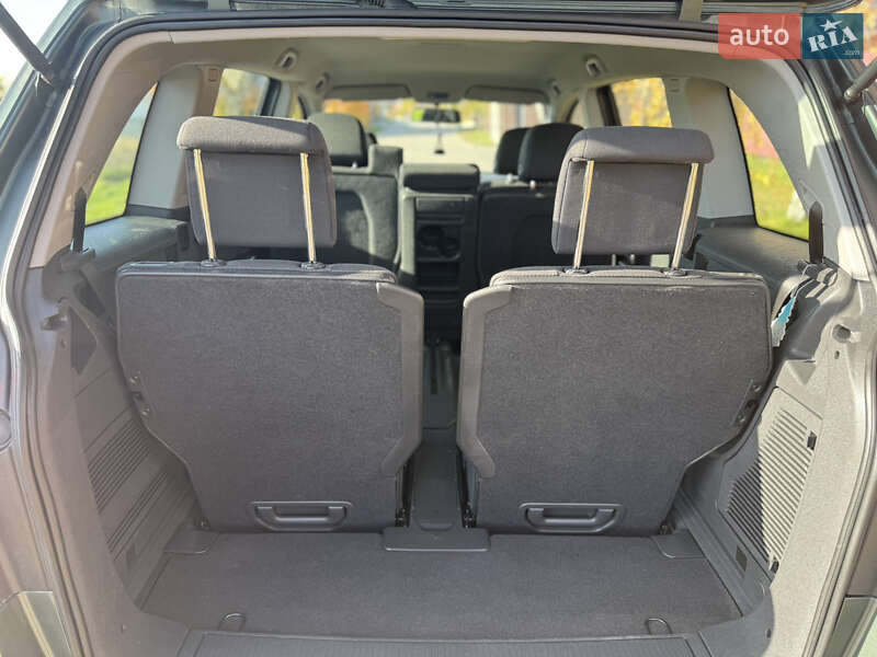 Минивэн Opel Zafira 2009 в Борисполе