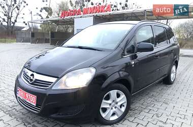 Минивэн Opel Zafira 2010 в Черновцах