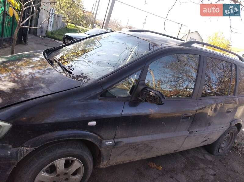 Opel Zafira 2004