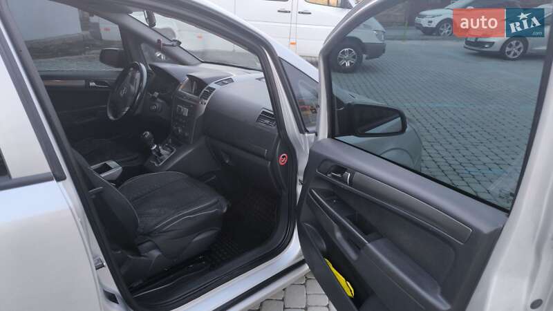 Минивэн Opel Zafira 2005 в Надворной фото 6 Минивэн Opel Zafira 2005 в Надворной