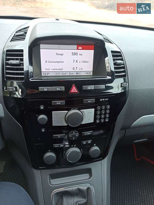 Минивэн Opel Zafira 2011 в Варве