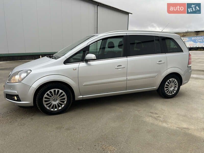 Минивэн Opel Zafira 2007 в Виннице