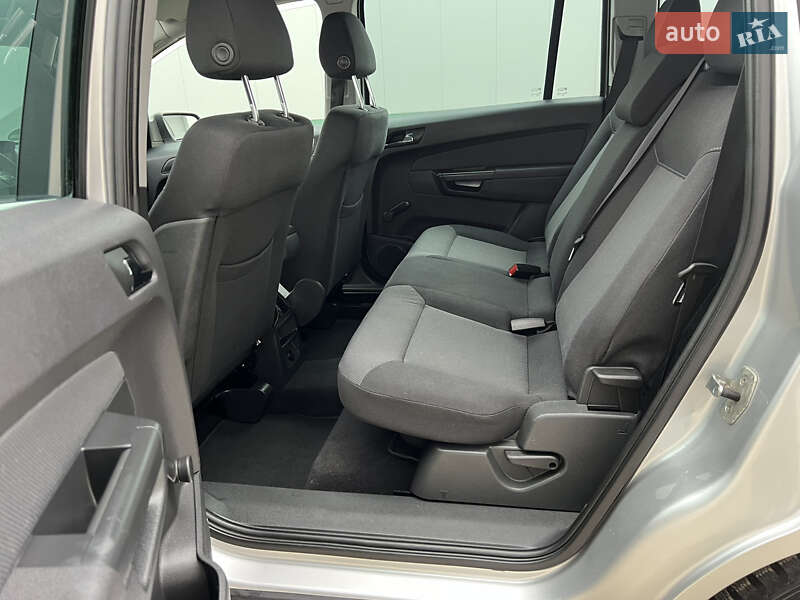 Минивэн Opel Zafira 2007 в Виннице