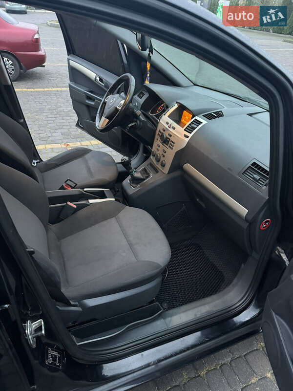 Минивэн Opel Zafira 2008 в Софиевской Борщаговке фото 11 Минивэн Opel Zafira 2008 в Софиевской Борщаговке