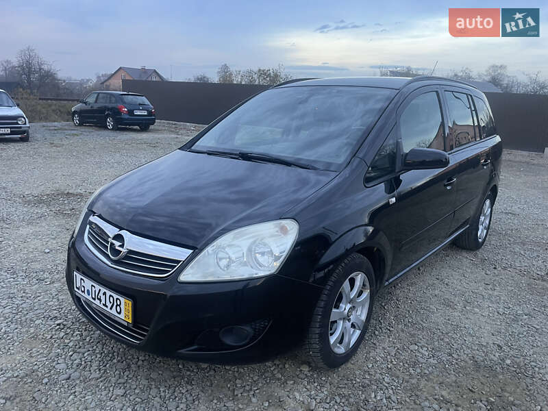 Минивэн Opel Zafira 2008 в Калуше