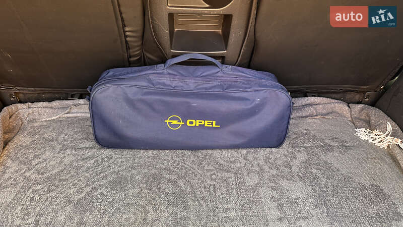 Минивэн Opel Zafira 2007 в Белой Церкви