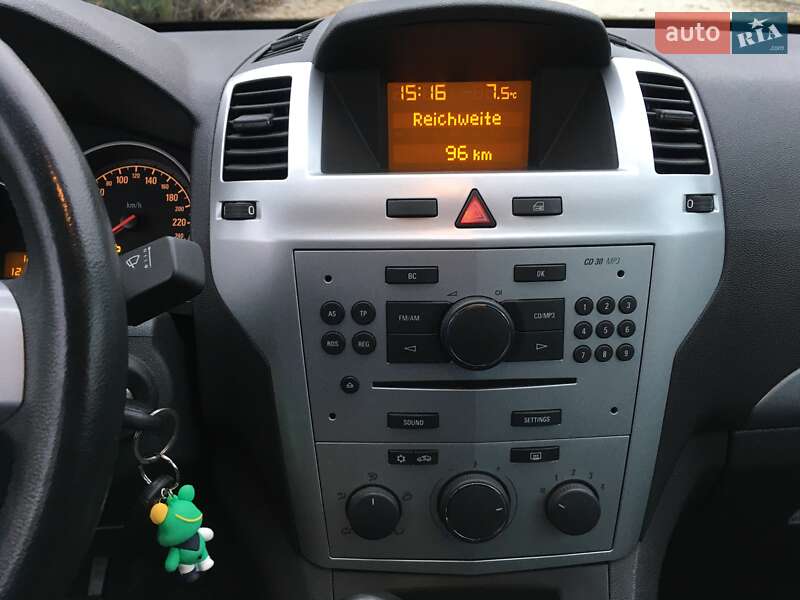 Минивэн Opel Zafira 2009 в Харькове