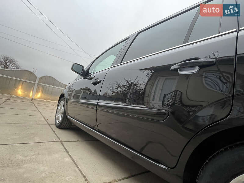 Мінівен Opel Zafira 2011 в Хотині