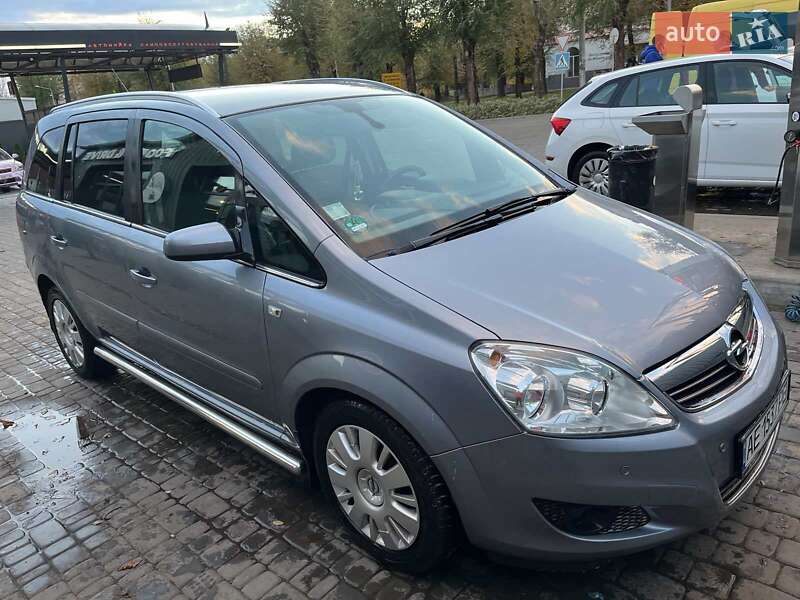 Мінівен Opel Zafira 2008 в Кривому Розі фото 3 Мінівен Opel Zafira 2008 в Кривому Розі