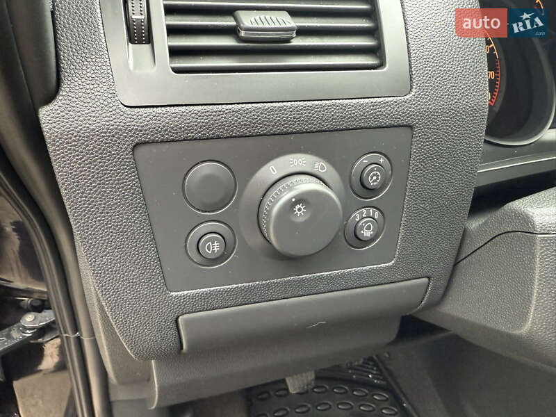 Минивэн Opel Zafira 2010 в Борисполе