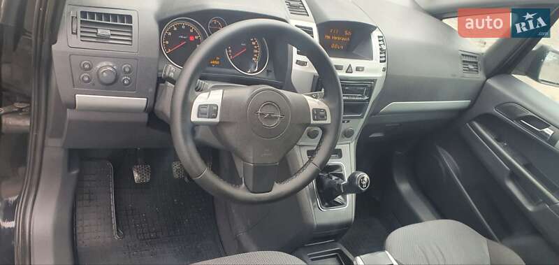 Минивэн Opel Zafira 2009 в Киверцах фото 12 Минивэн Opel Zafira 2009 в Киверцах