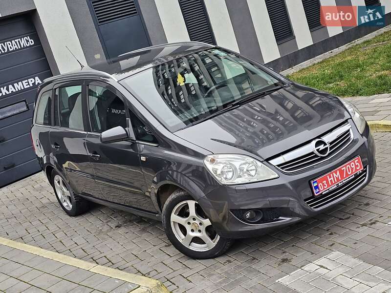Минивэн Opel Zafira 2009 в Львове