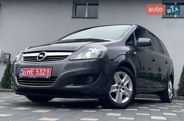 Минивэн Opel Zafira 2011 в Дрогобыче