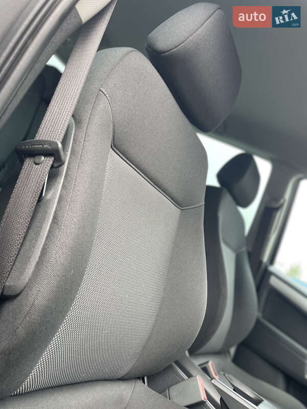 Мінівен Opel Zafira 2011 в Дрогобичі