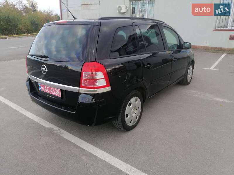 Мінівен Opel Zafira 2013 в Кропивницькому