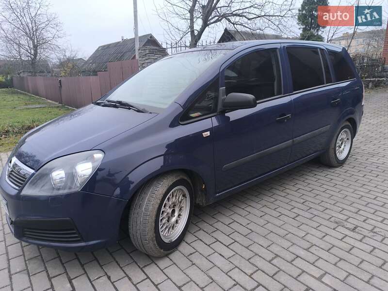 Минивэн Opel Zafira 2007 в Красилове фото 4 Минивэн Opel Zafira 2007 в Красилове