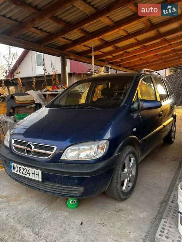 Минивэн Opel Zafira 2004 в Тячеве фото 4 Минивэн Opel Zafira 2004 в Тячеве