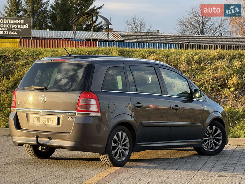 Мінівен Opel Zafira 2011 в Стрию