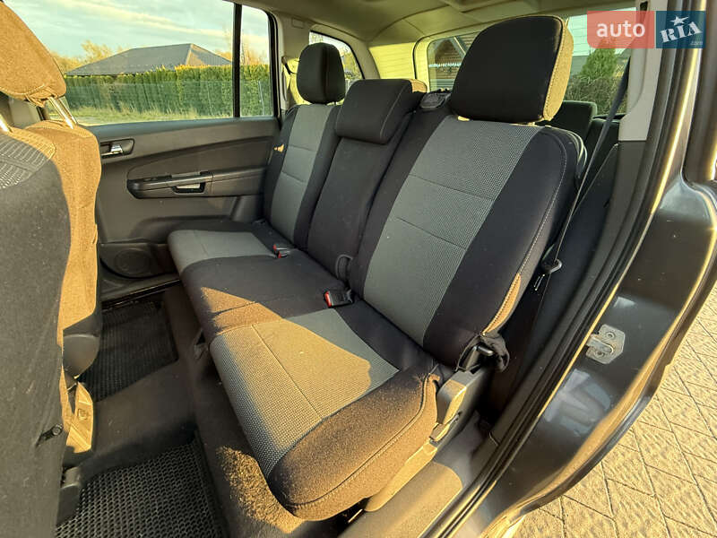 Мінівен Opel Zafira 2011 в Стрию