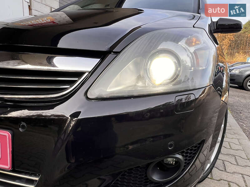 Мінівен Opel Zafira 2008 в Луцьку